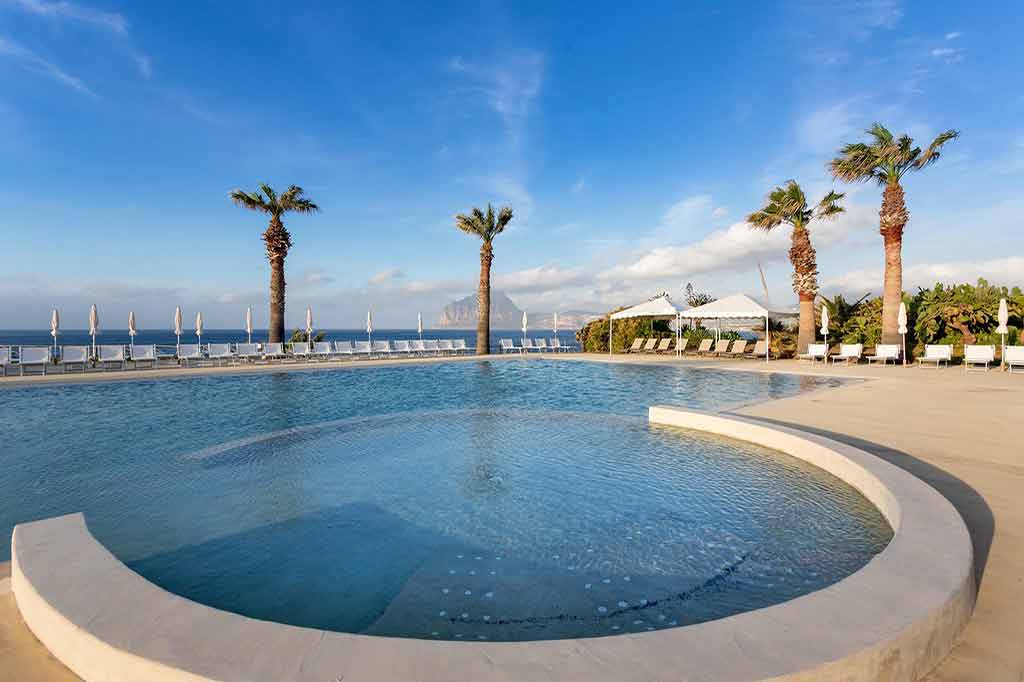 Foto La Tonnara Di Bonagia Resort 5